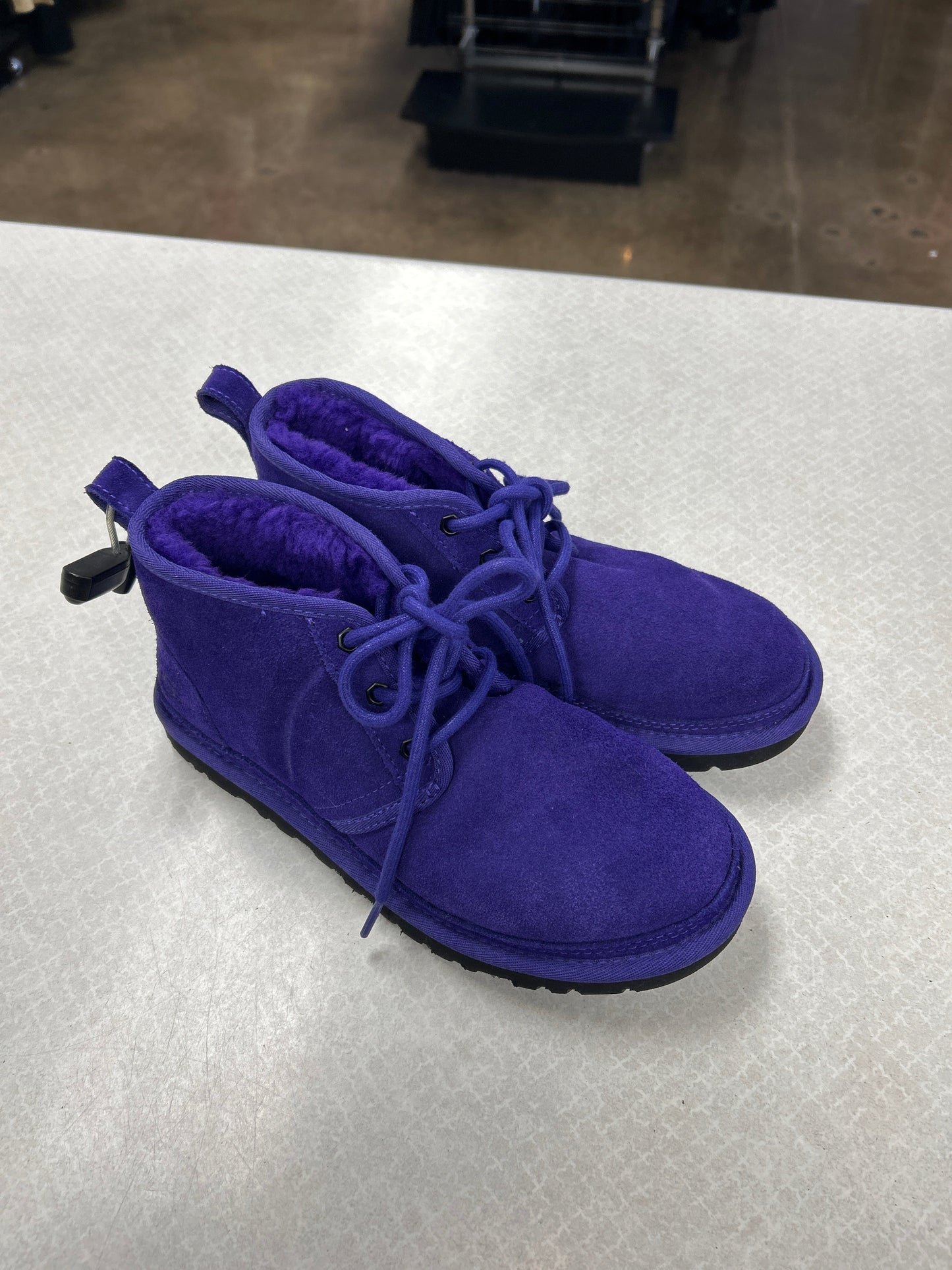 Boots Ankle Flats By Ugg In Purple, Size: 7