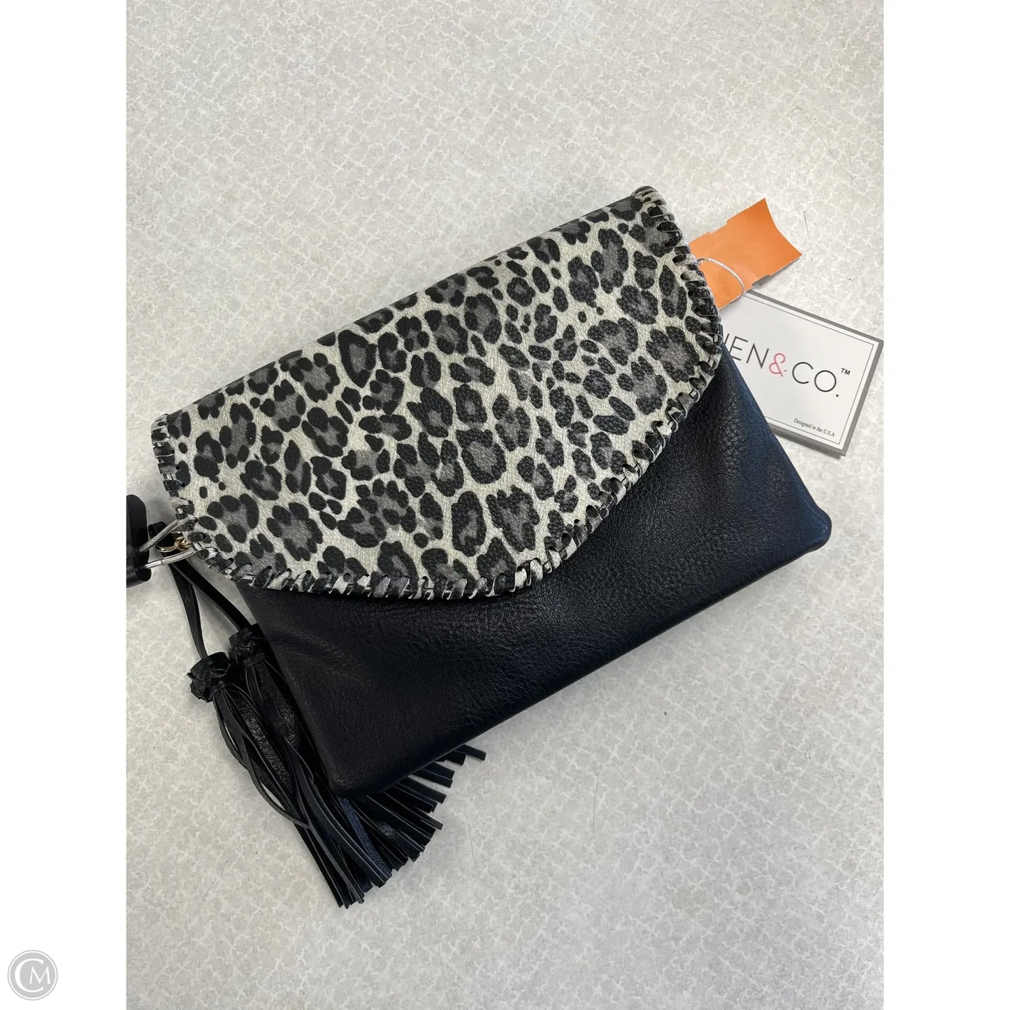 Clutch By Clothes Mentor, Size: Large