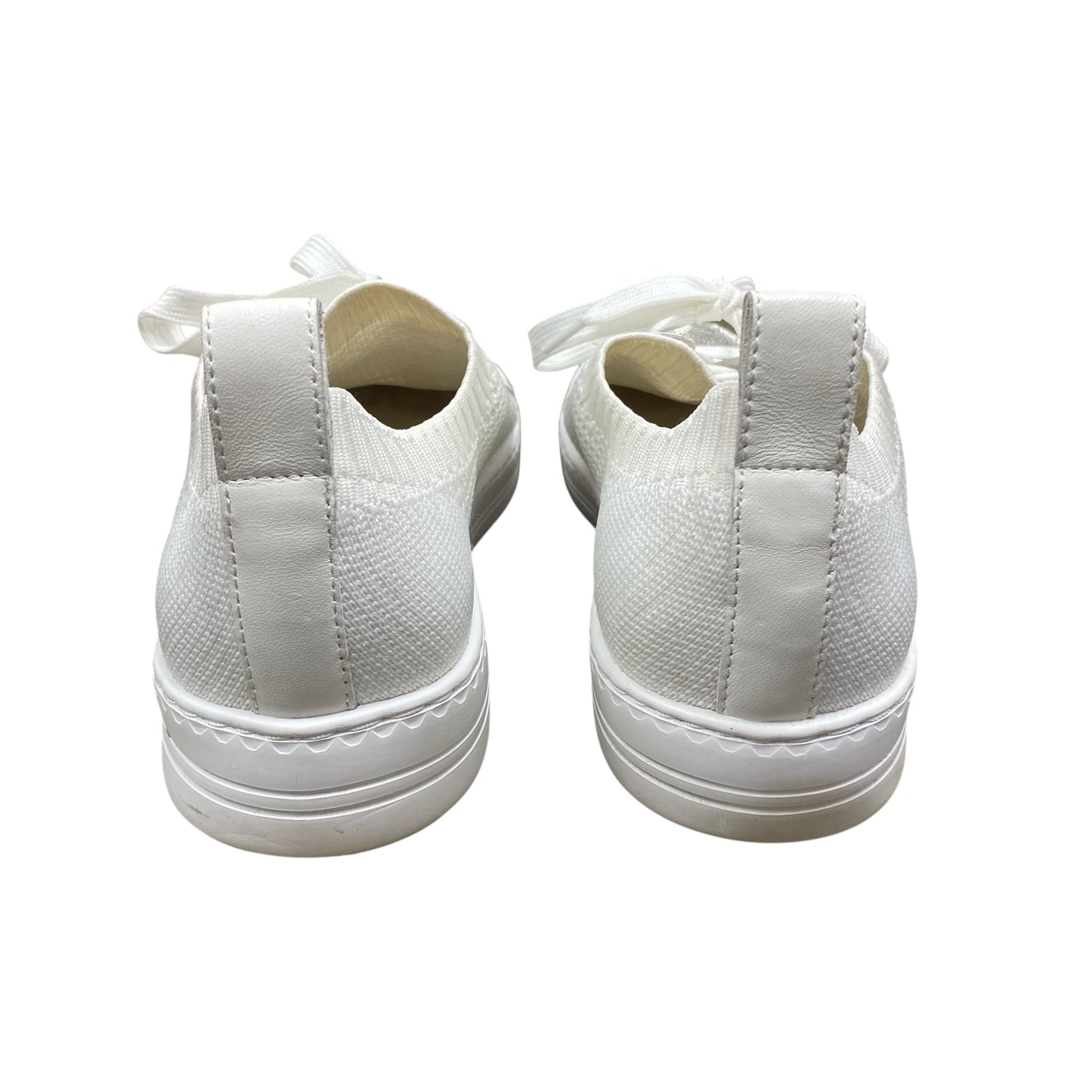 Shoes Sneakers By Vaneli In White, Size:8.5