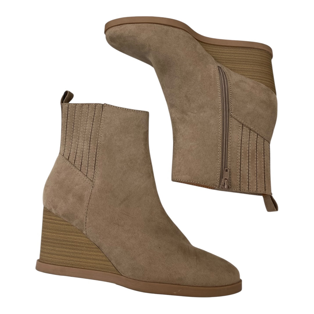 Boots Ankle Heels By Universal Thread In Tan, Size:10