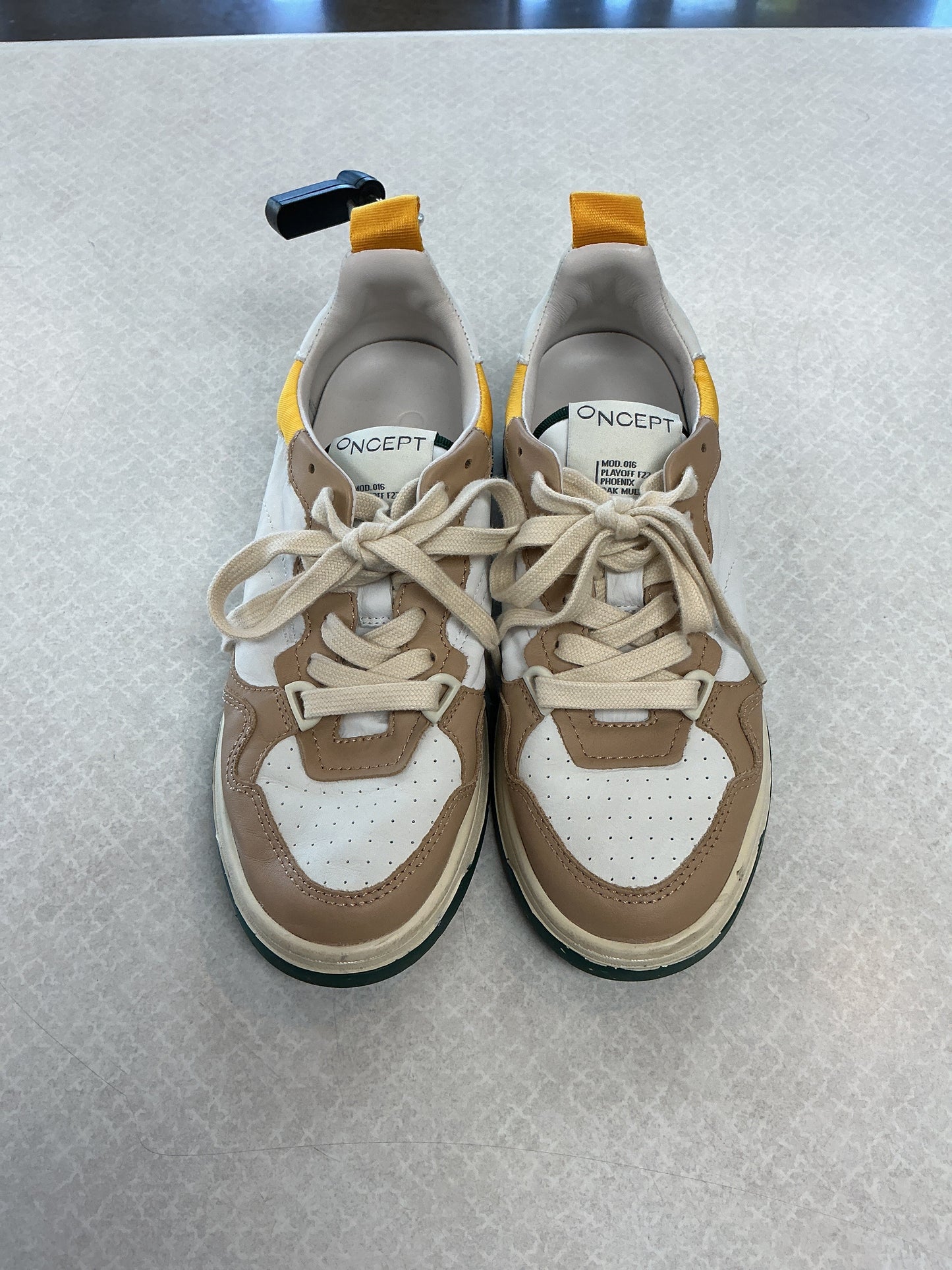 Shoes Sneakers By Cma In Tan & White, Size:7