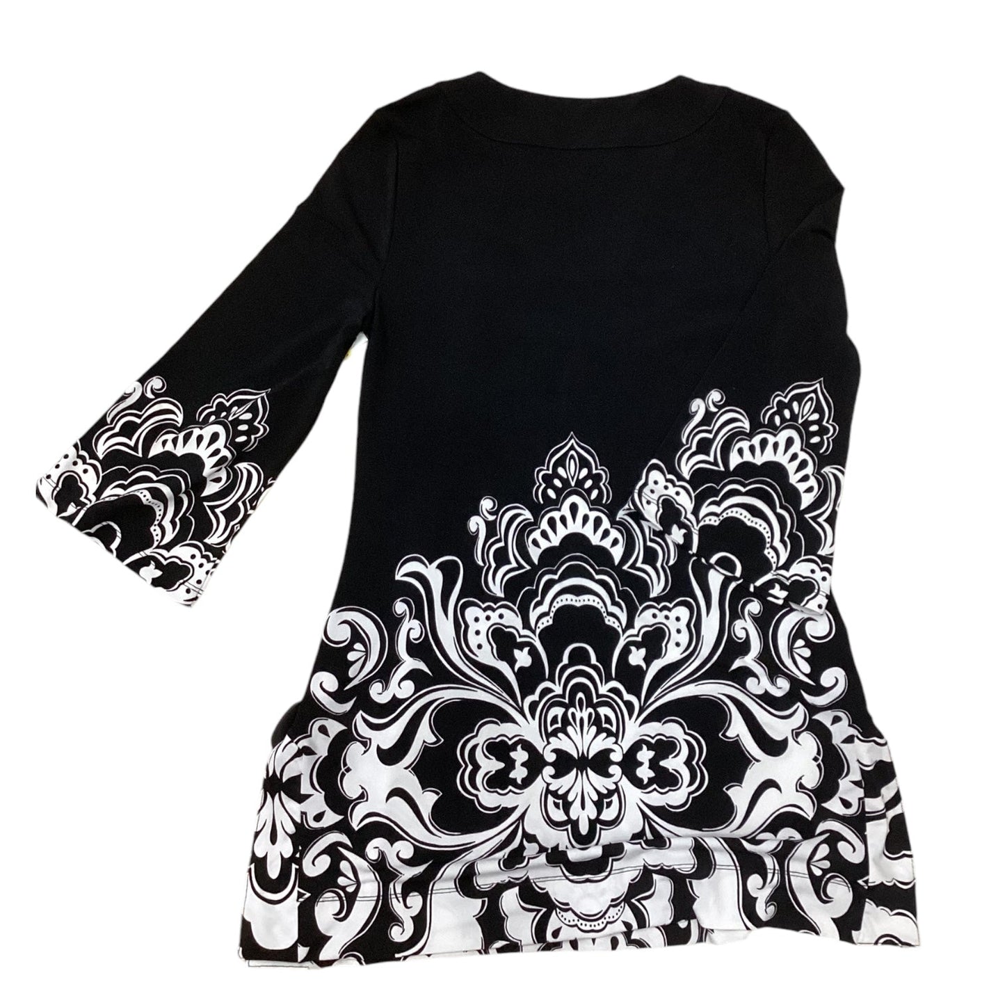 Top 3/4 Sleeve By White House Black Market In Black & White, Size: S