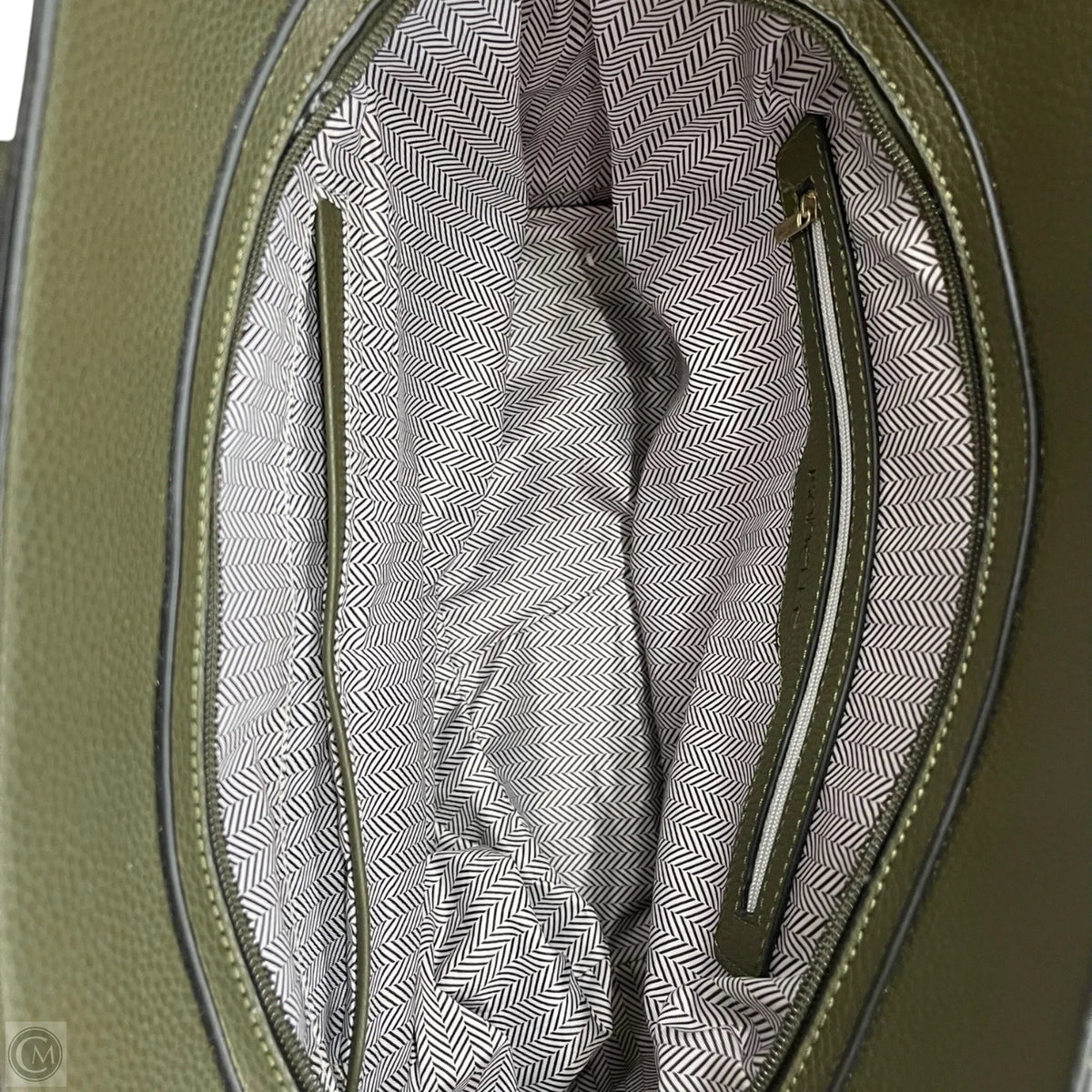 Handbag By Clothes Mentor, Size: Medium