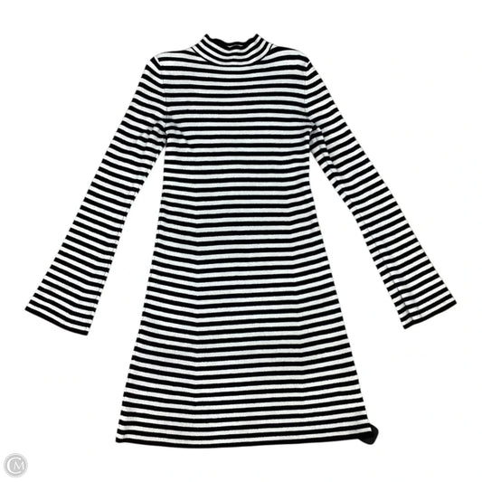 Dress Casual Short By Express In Striped Pattern, Size: S