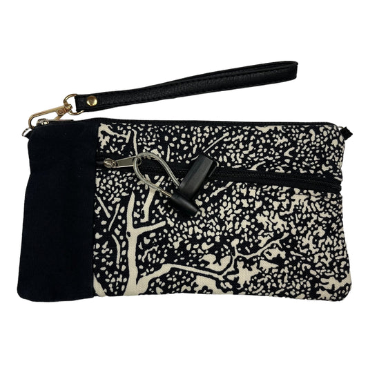 Wristlet By Sew n Style Size: Small