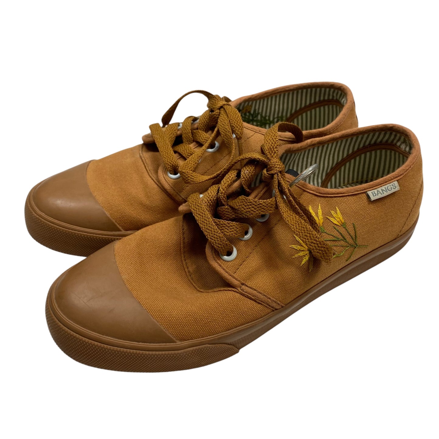 Shoes Sneakers By Bangs In Tan, Size: 7