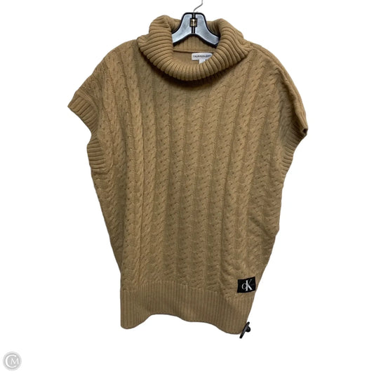 Sweater Short Sleeve By Calvin Klein In Tan, Size: M