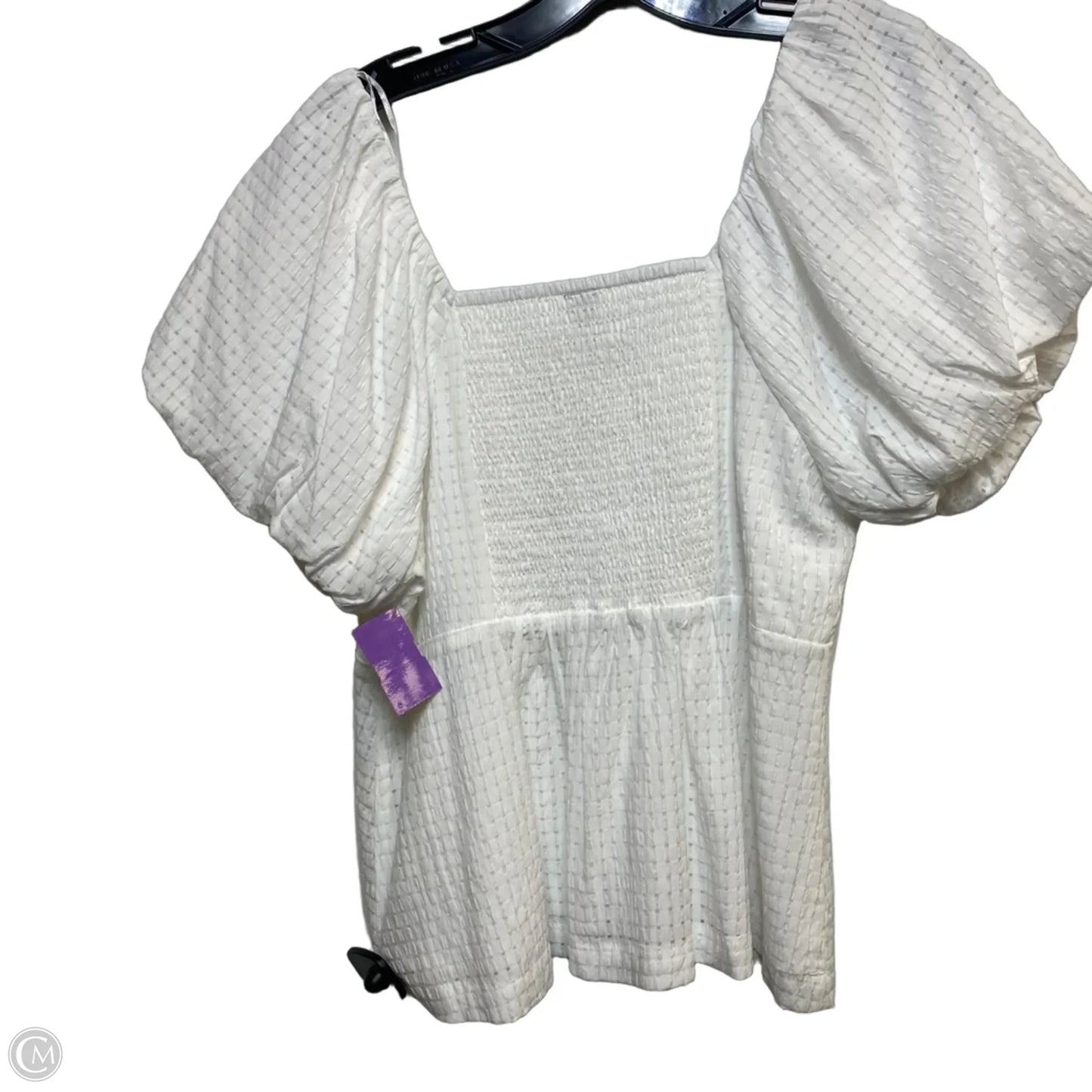 Top Short Sleeve By Old Navy In White, Size: L