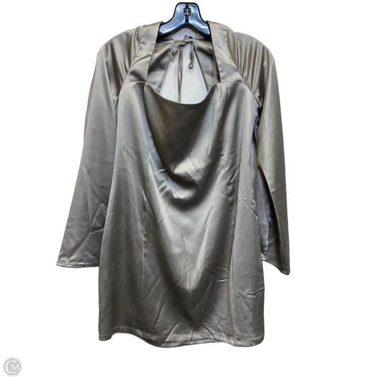 Dress Casual Short By Wild Fable In Silver, Size: L