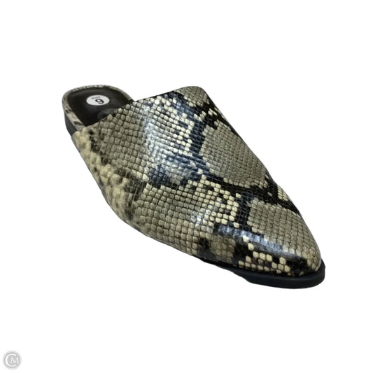 Shoes Flats By Dolce Vita In Snakeskin Print, Size: 9