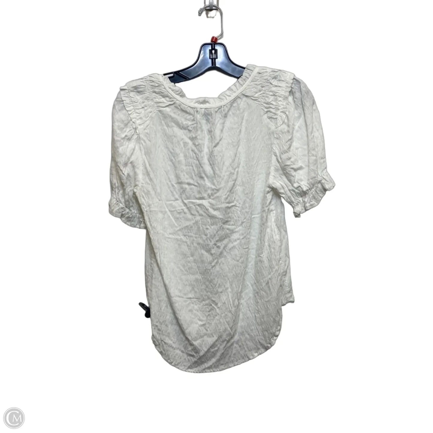 Top Short Sleeve By Oak & Trellis In White, Size: S