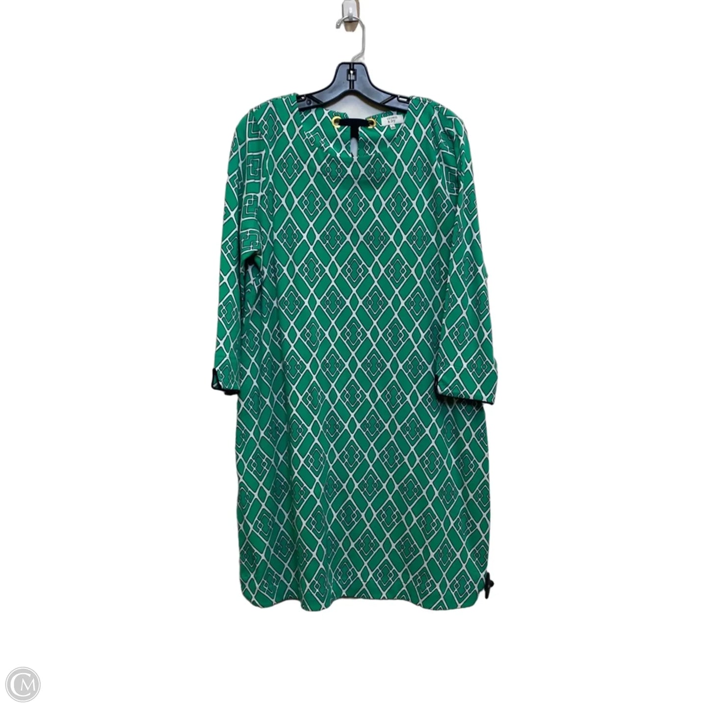 Dress Casual Short By Crown And Ivy In Green & White, Size: L
