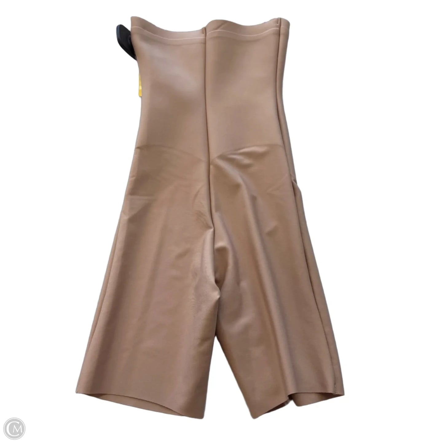 Shorts By Skims In Beige, Size: Xs