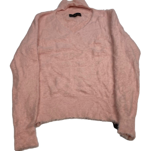 Sweater By Almost Famous  Size: M