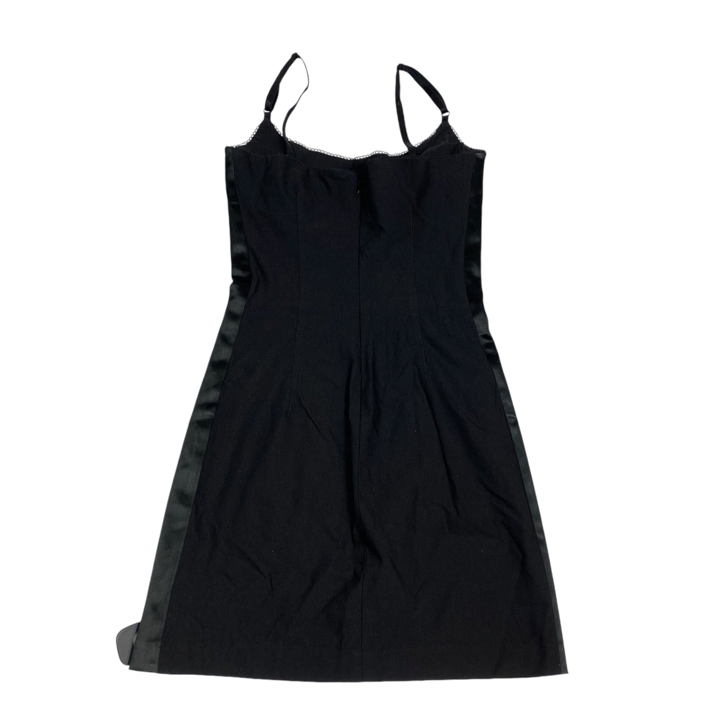 Dress Casual Short By Guess In Black, Size: M