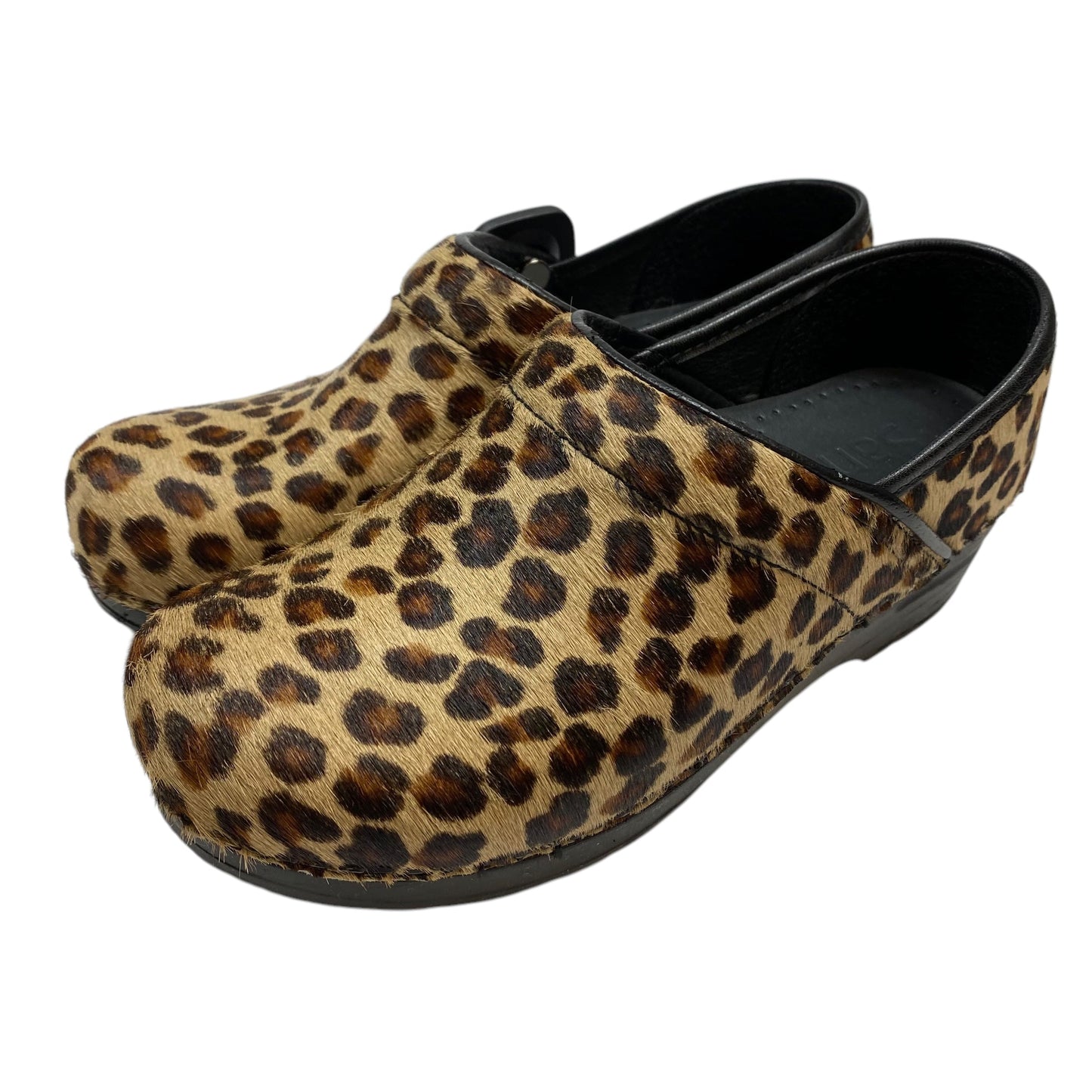 Shoes Flats By Sanita In Leopard Print, Size: 6.5