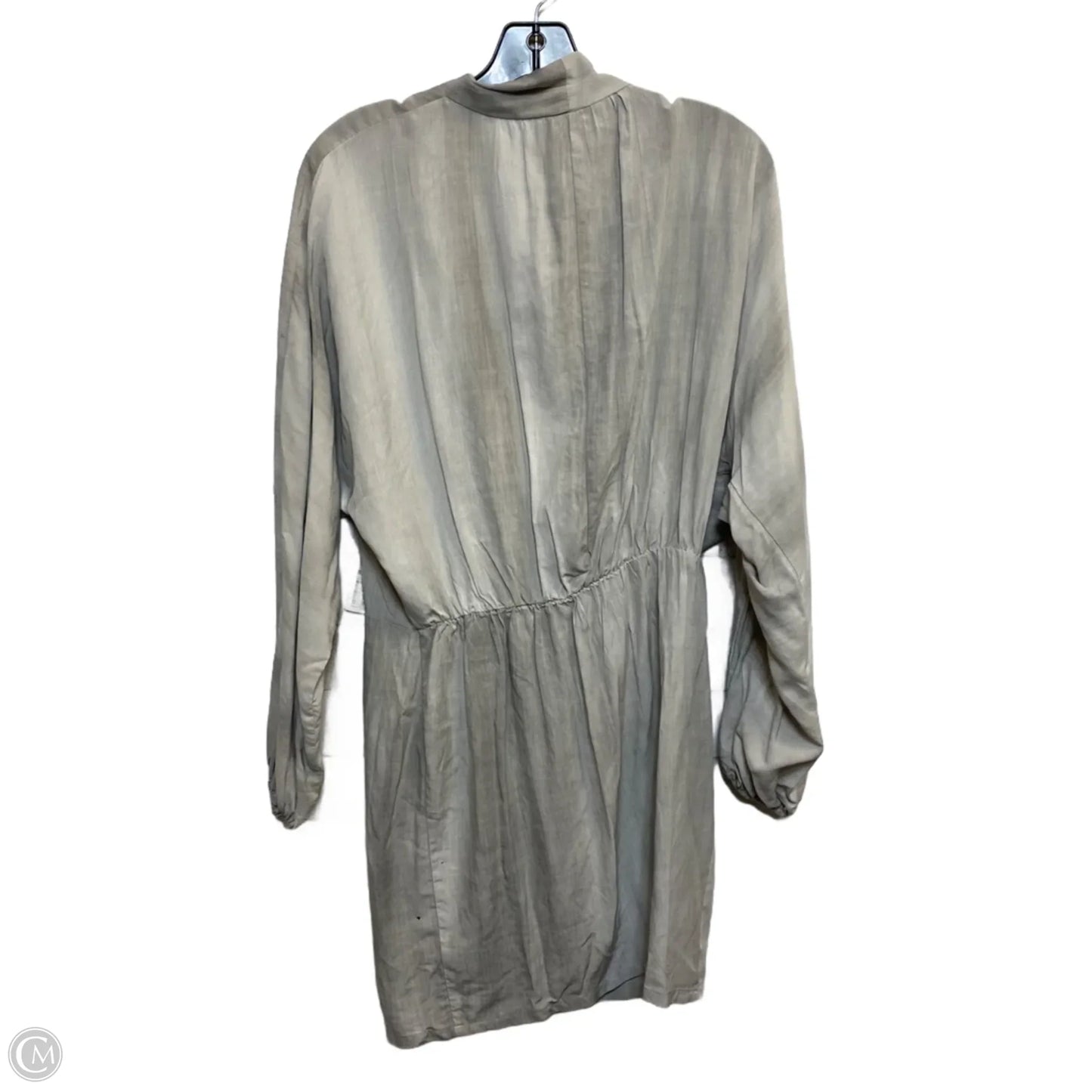 Dress Casual Short By Sadie & Sage In Grey, Size: M