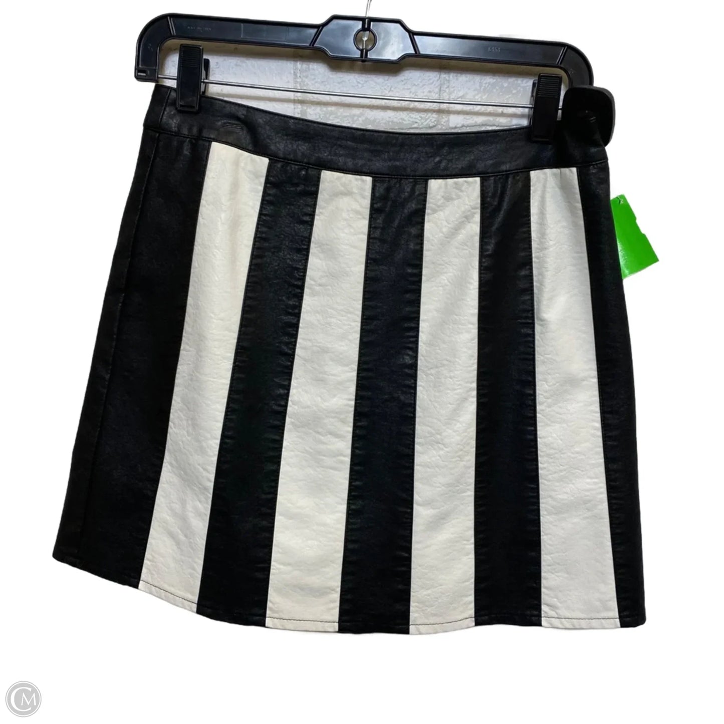 Skirt Mini & Short By Nasty Gal In Black & White, Size: S