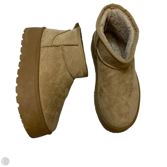 Boots Ankle Flats By Olivia & Kate In Cream, Size: 8.5