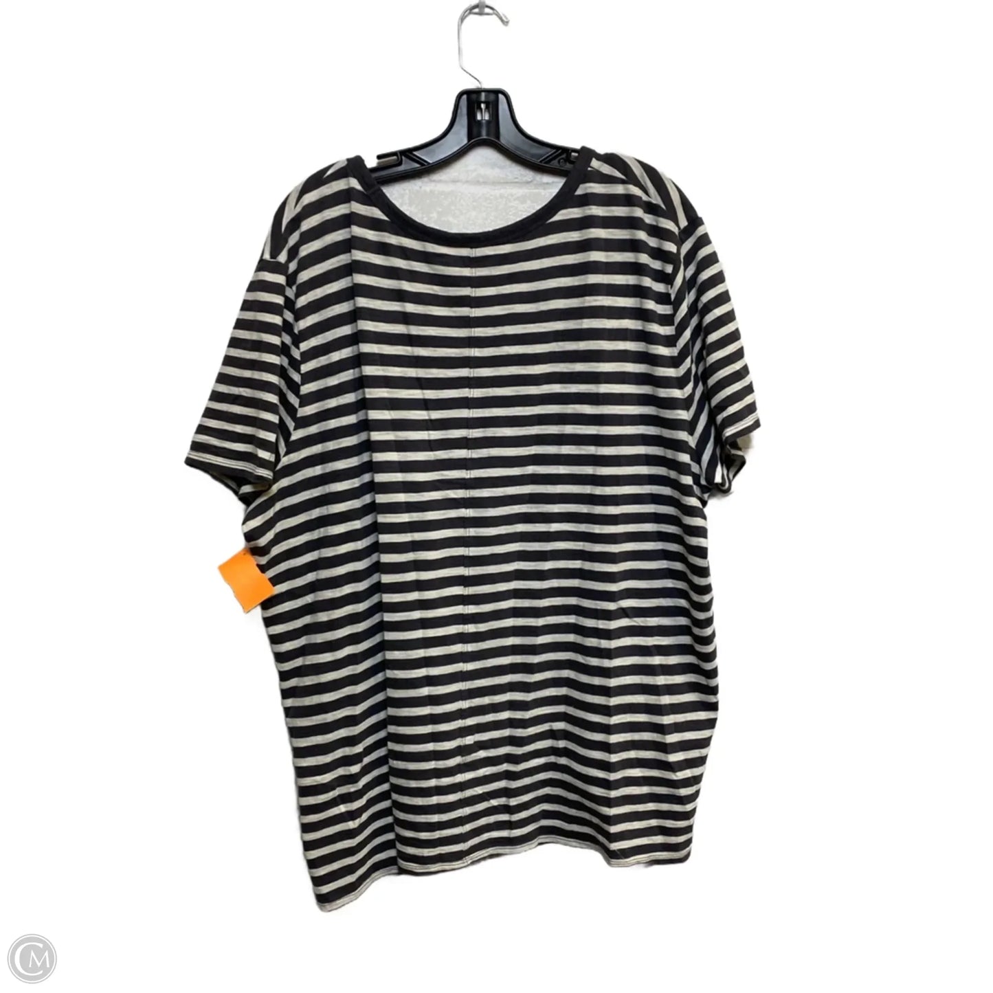 Top Short Sleeve By Old Navy In Grey & White, Size: Xxl