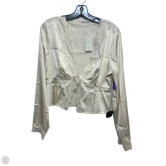Top Long Sleeve By Abercrombie And Fitch In Cream, Size: M