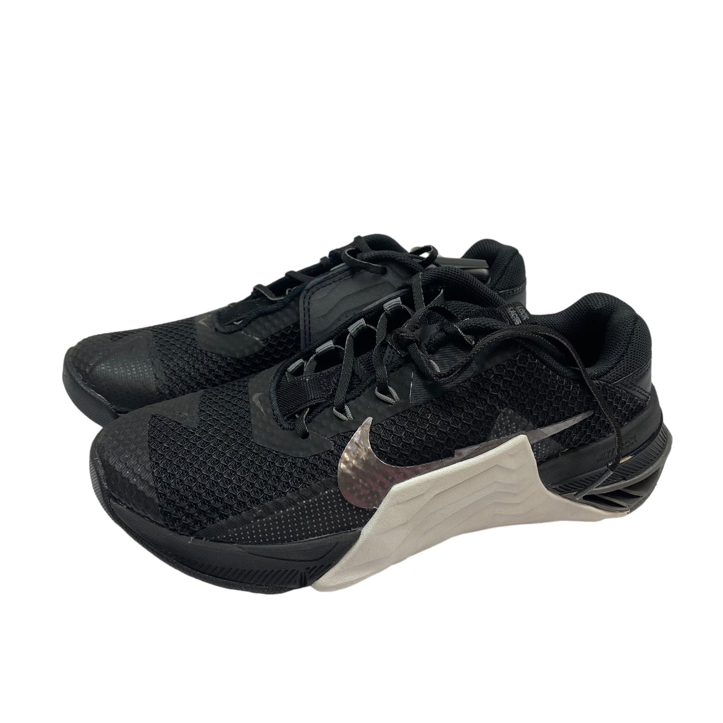 Black Shoes Athletic Nike, Size 6.5