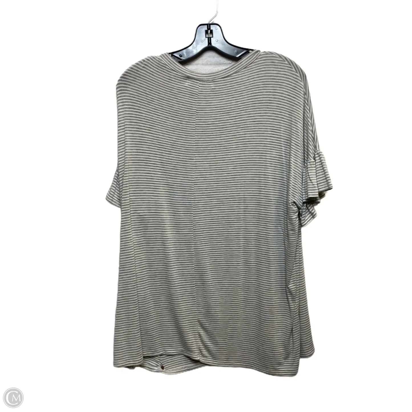 Top Short Sleeve By Haptics In Grey, Size: 1x