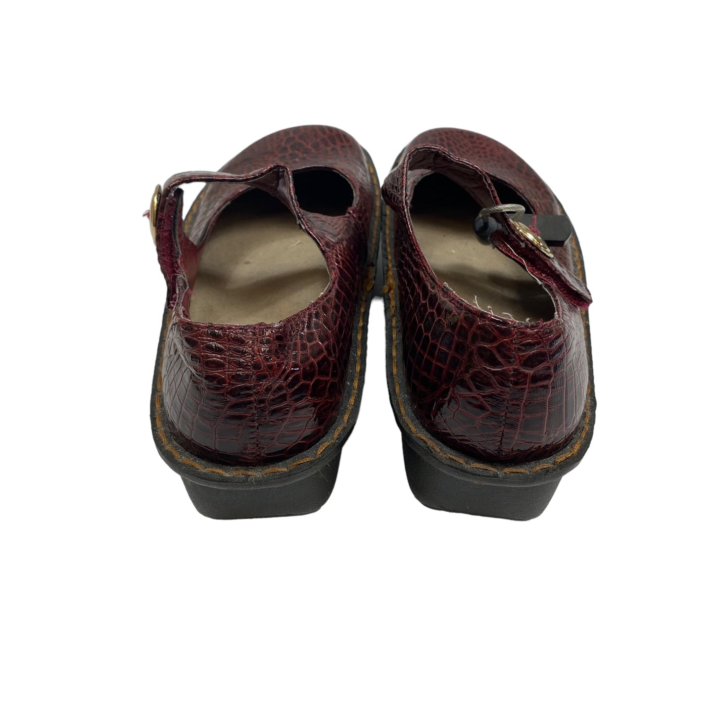 Red Shoes Flats Ingaro, Size 8