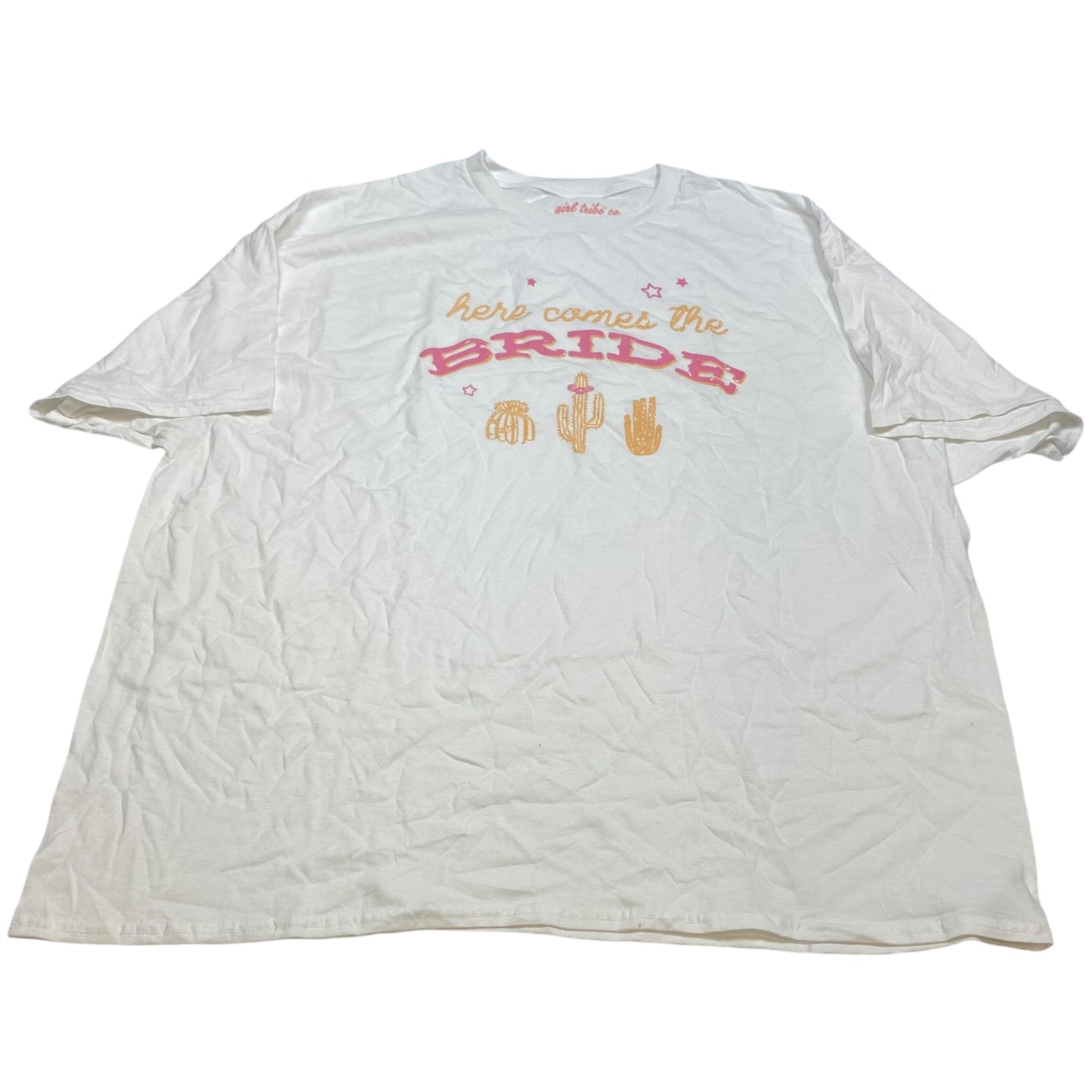 Top Short Sleeve By Girl Tribe Co In White, Size: 2x