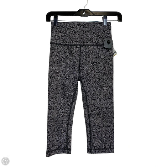 Athletic Leggings Capris Designer By Lululemon In Black & White, Size: S