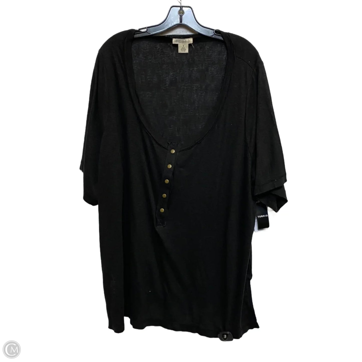 Top Short Sleeve By Torrid In Black, Size: 4x