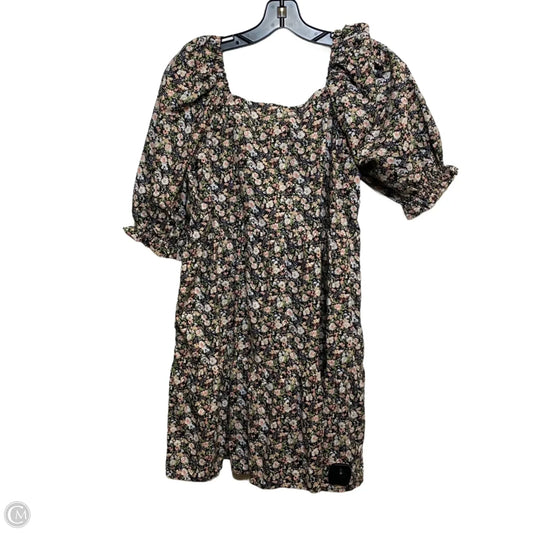 Dress Casual Short By Levis In Black & Pink, Size: S