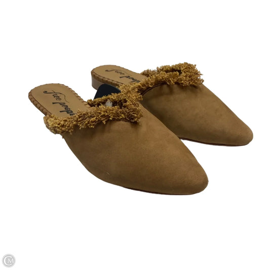 Shoes Flats By Free People In Brown, Size: 5.5