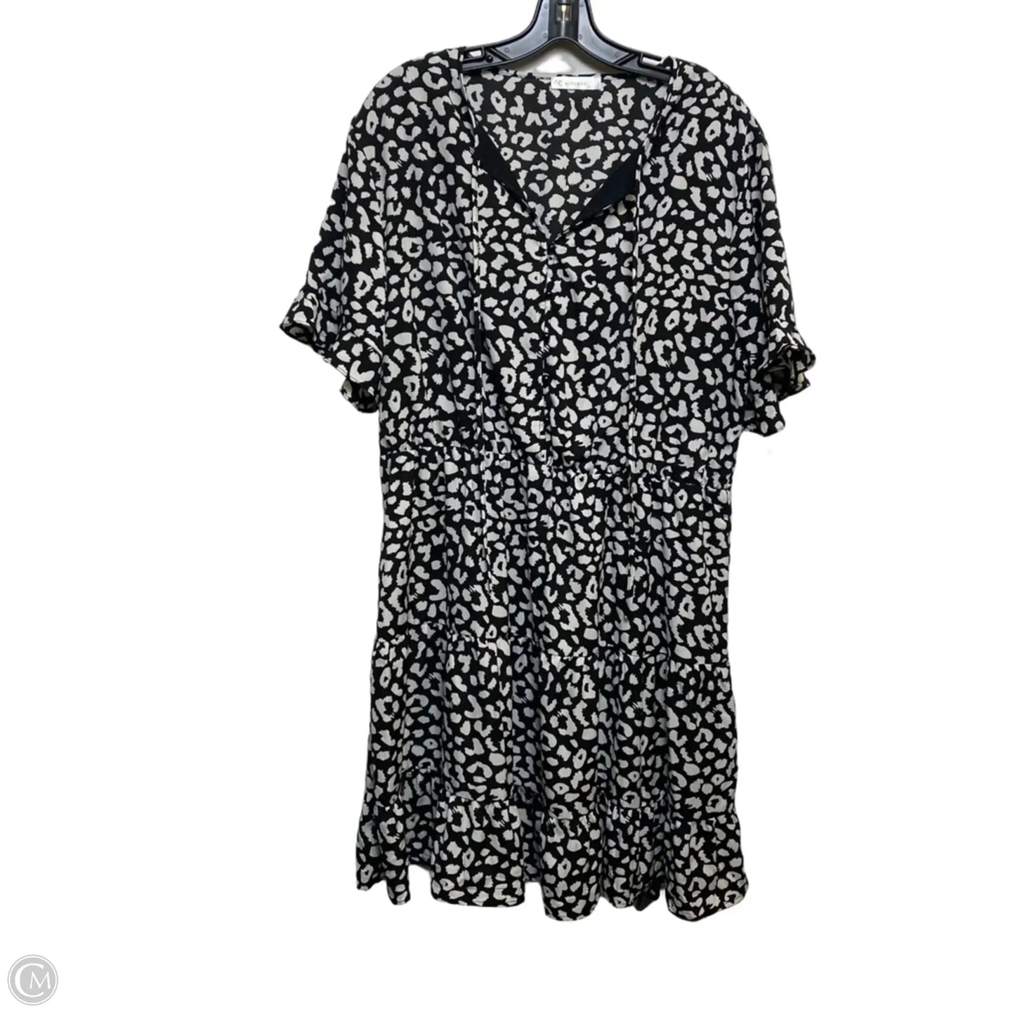 Dress Casual Short By Kirundo In Black & White, Size: Xl