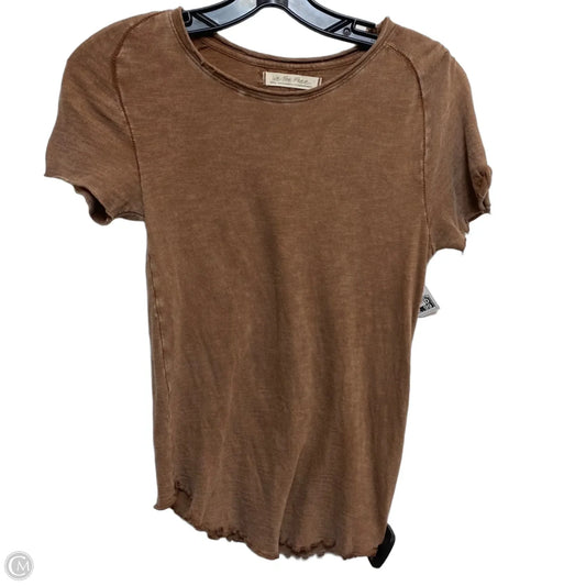 Top Short Sleeve By We The Free In Brown, Size: S