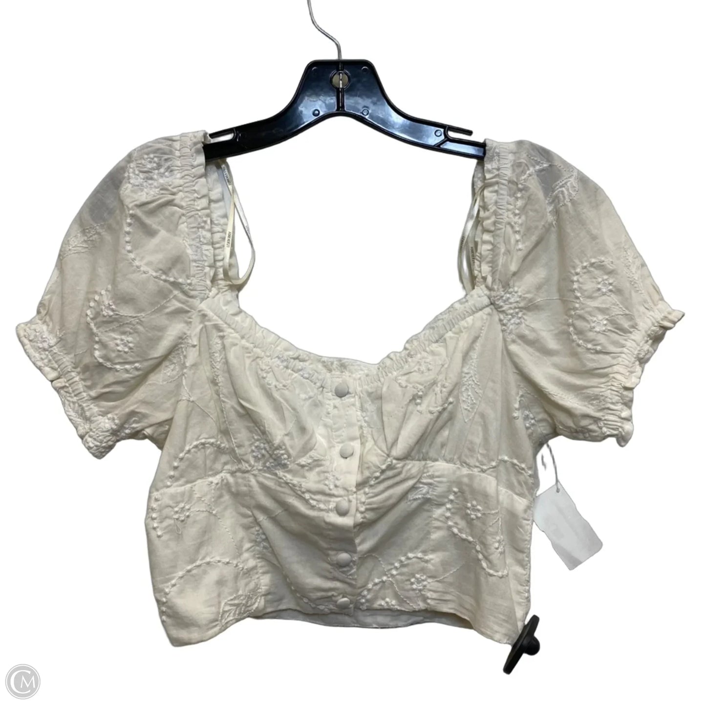Top Short Sleeve By Forever 21 In Cream, Size: S