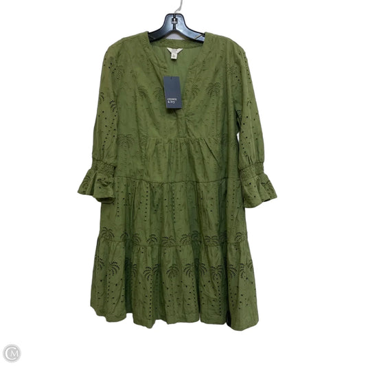 Dress Casual Short By Crown And Ivy In Green, Size: Lp