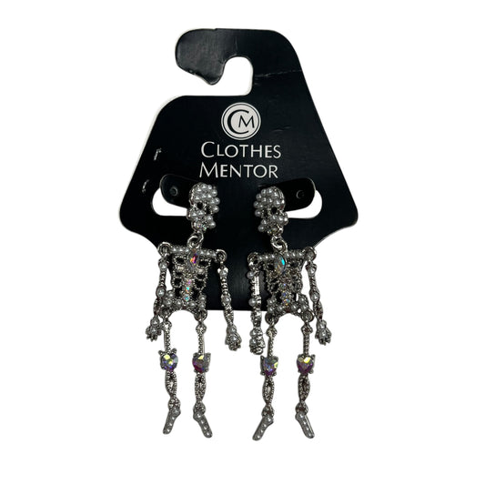 Earrings Dangle/drop By Clothes Mentor