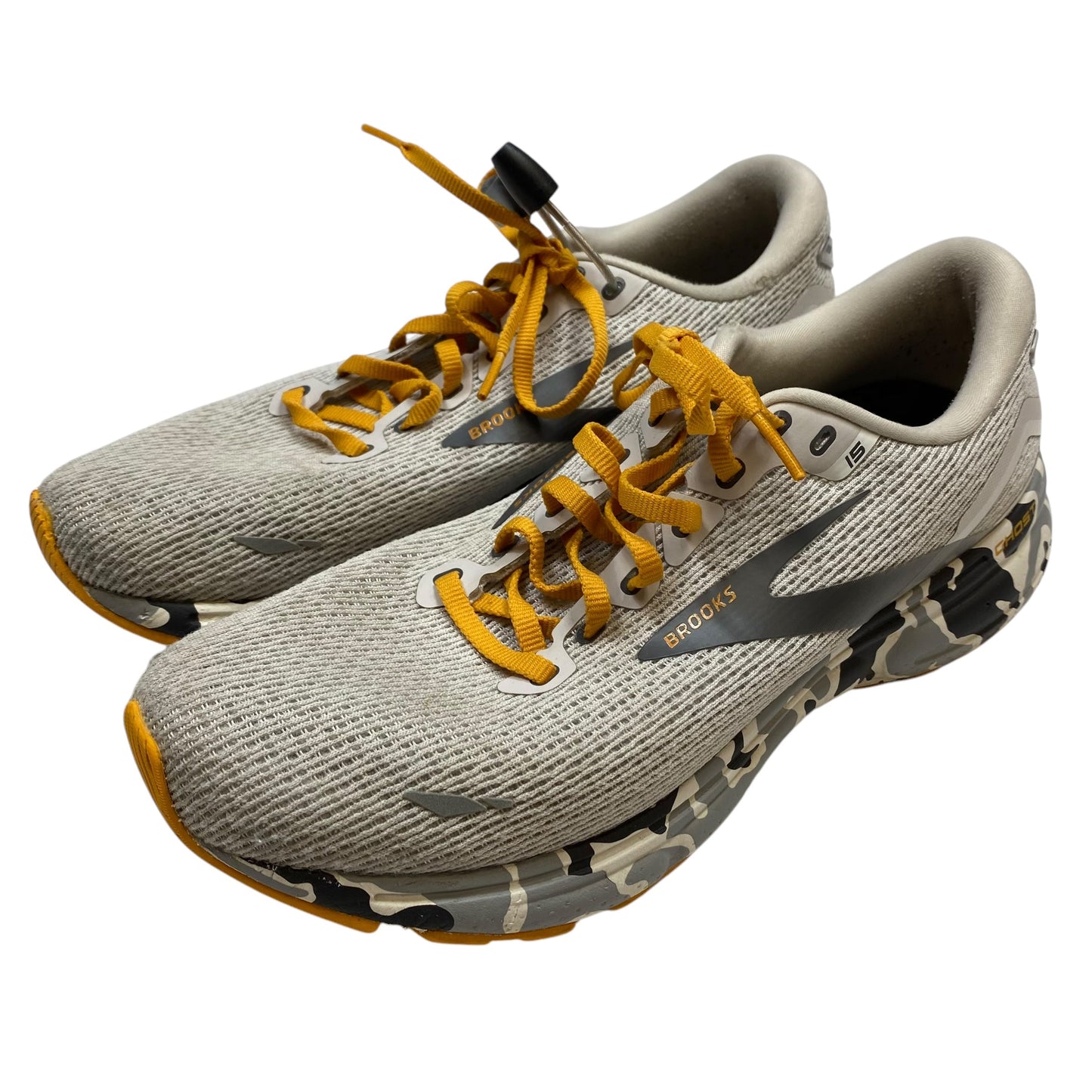 Shoes Athletic By Brooks In Grey, Size: 11