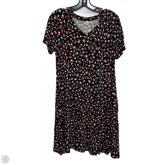 Dress Casual Short By Cmf In Black & Pink, Size: M