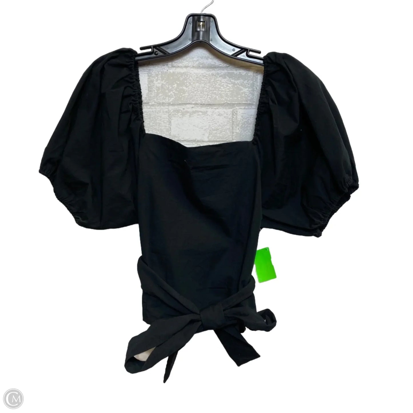 Top Short Sleeve By Levis In Black, Size: M