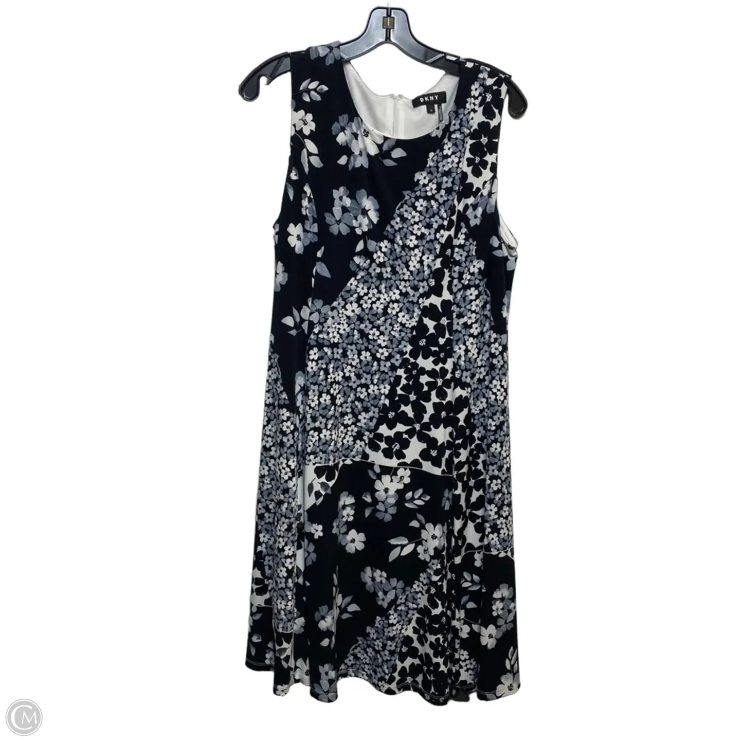 Dress Casual Short By Dkny In Black & Grey, Size: L