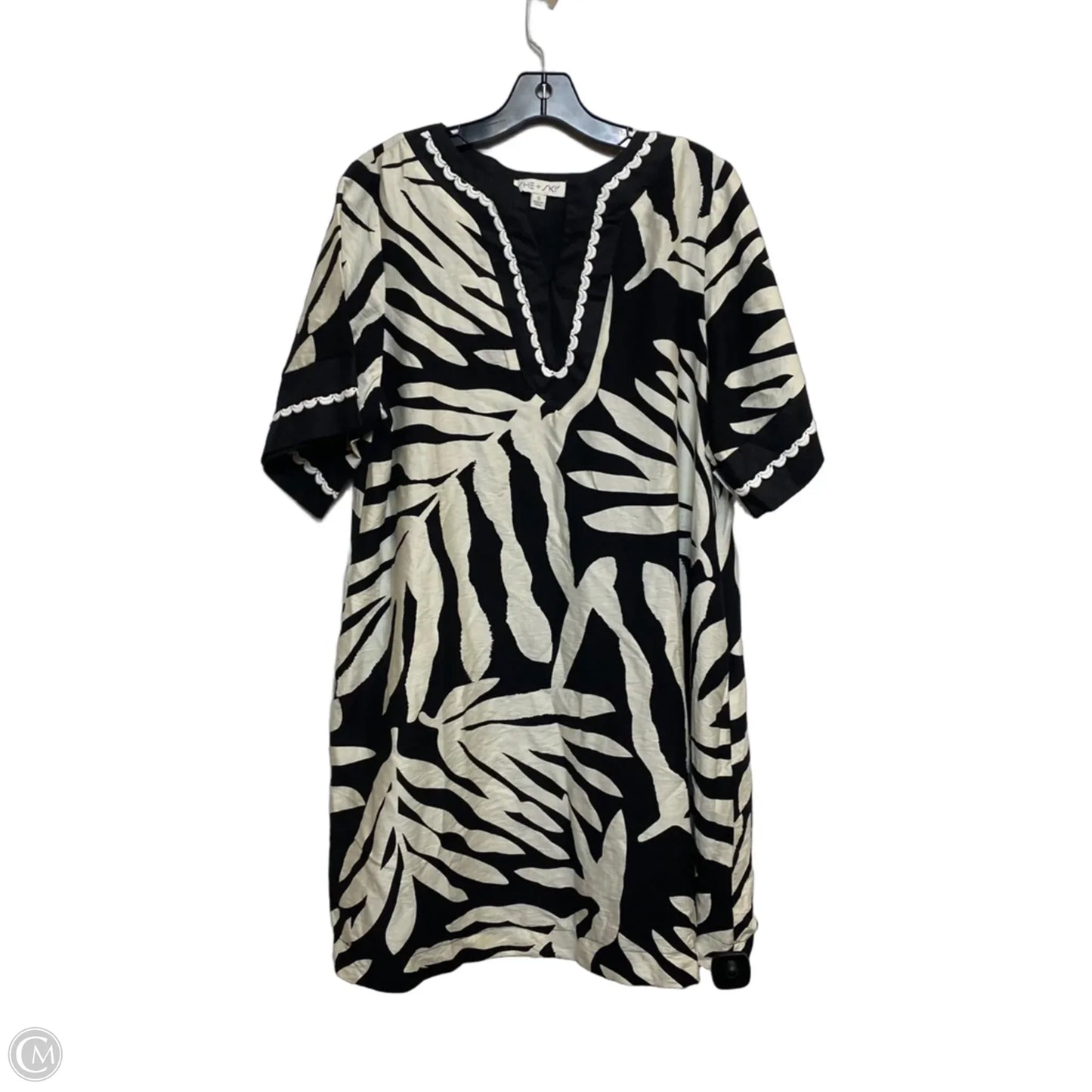 Dress Casual Short By She + Sky In Black & Cream, Size: S