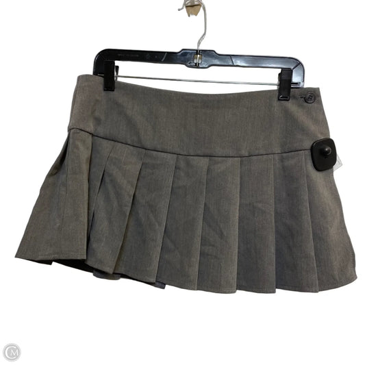 Skirt Mini & Short By  Motel In Grey, Size: S
