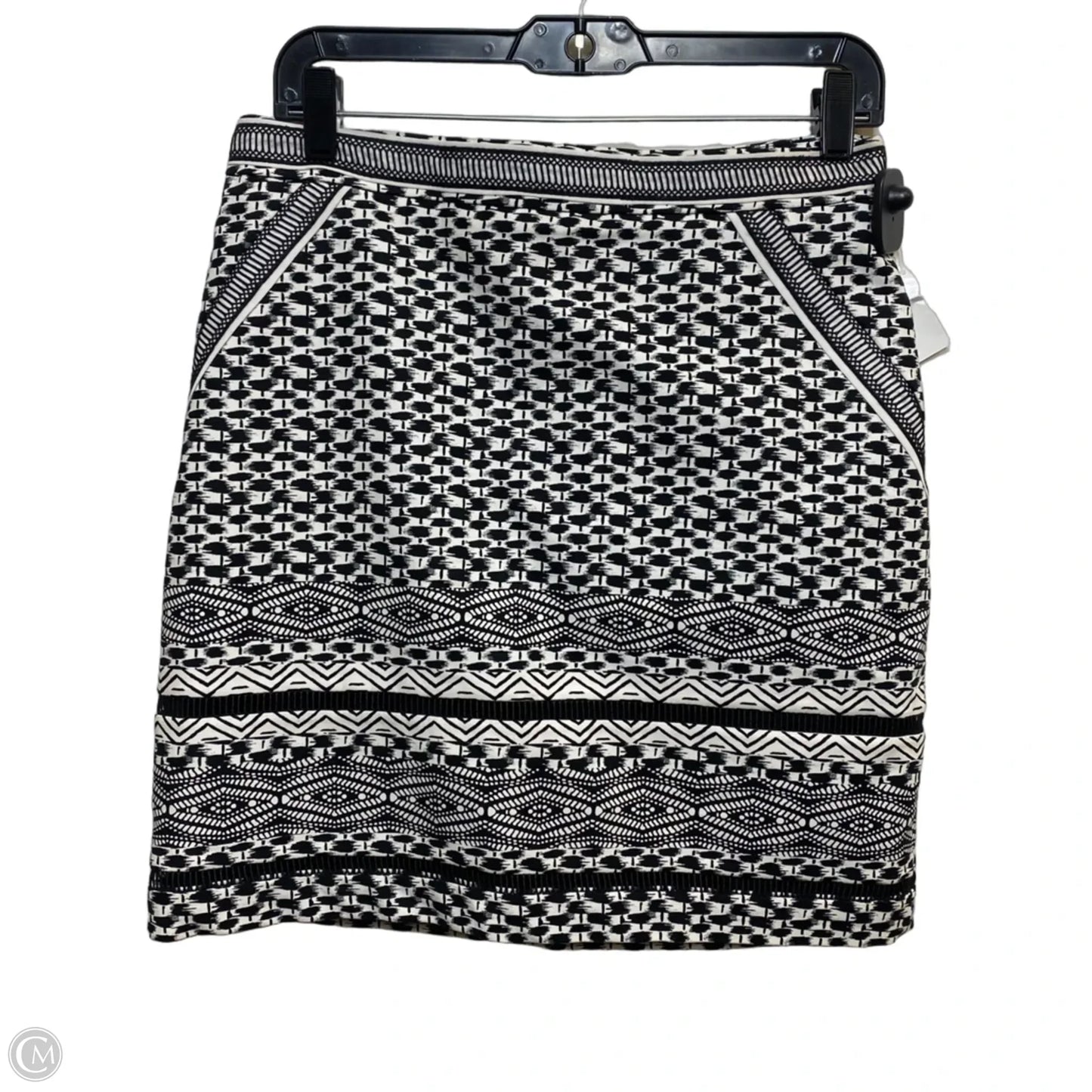 Skirt Mini & Short By White House Black Market In Black & White, Size: S