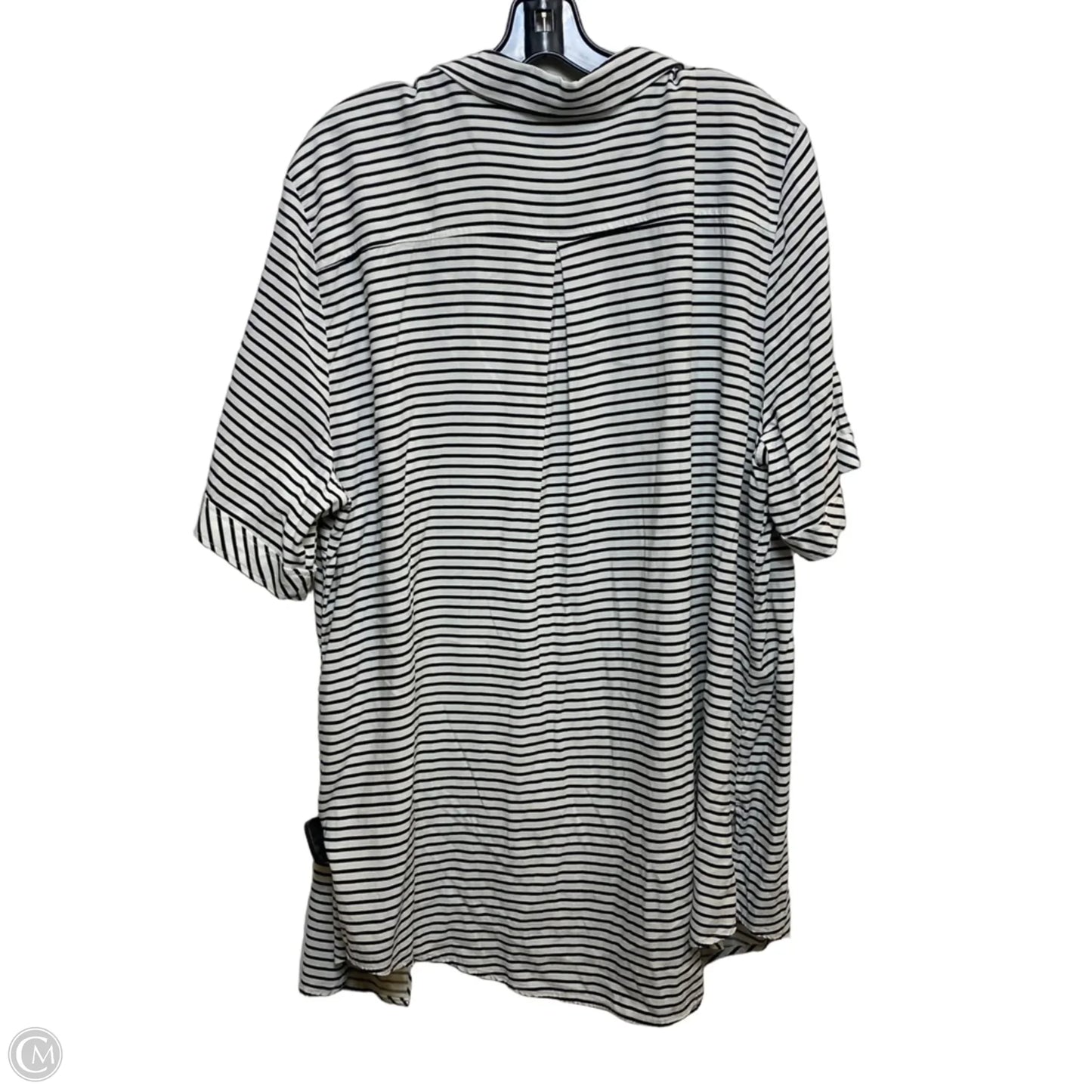 Top Short Sleeve By Chicos In Black & White, Size: 2x