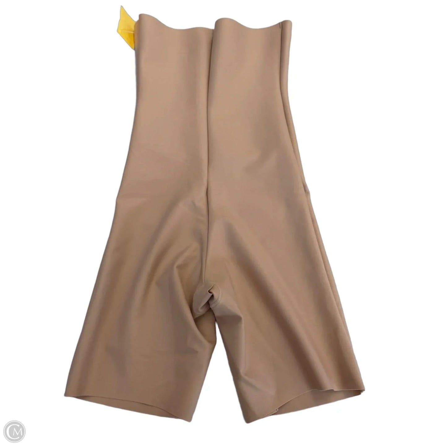 Shorts By Skims In Tan, Size: S