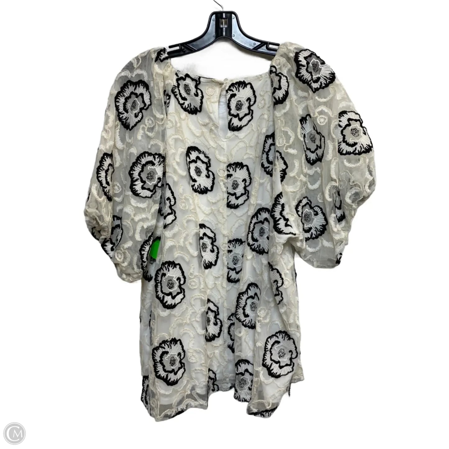 Top Long Sleeve By Cato In Cream, Size: 3x