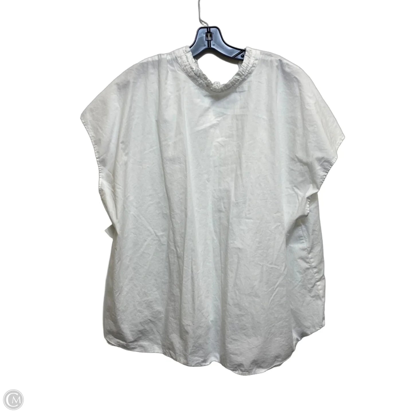 Top Short Sleeve By Crown And Ivy In White, Size: 3x