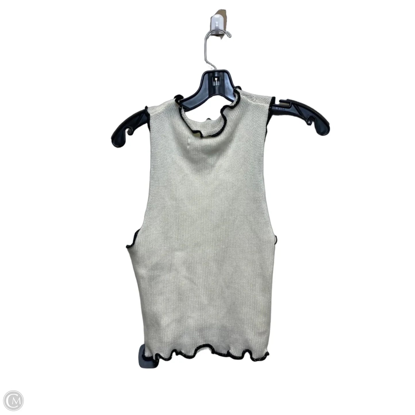 Top Sleeveless By Silence And Noise In Cream, Size: S